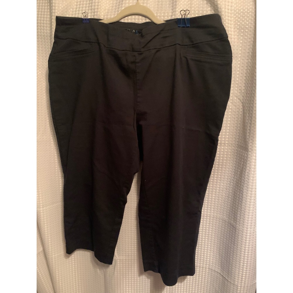 Croft & Barrow Womens Black Effortless Stretch Capri Pull On Pants Size 18 Reg